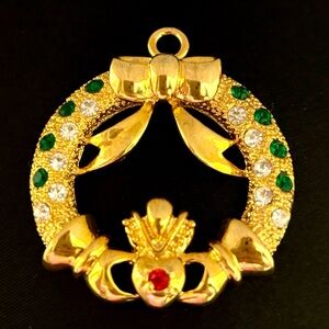 SOLVAR IRISH CELTIC CLADDAGH  GOLD PLATED W CUBIC ZIRCONIA ORNAMENT/PENDANT RARE